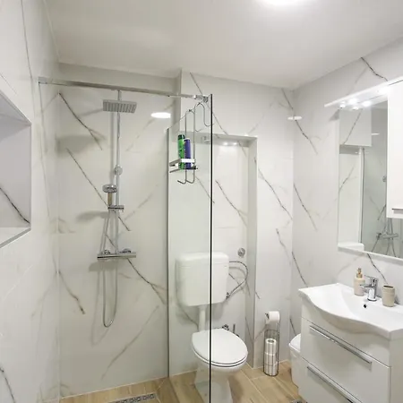 Gaya Apartment